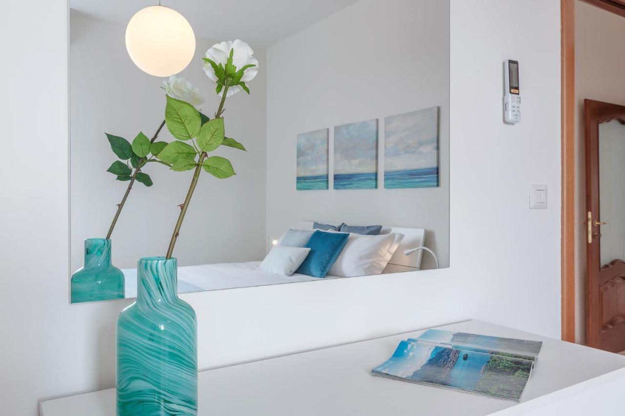 Apartment Luminoso Con Terrazzo Vicino All'universita' *