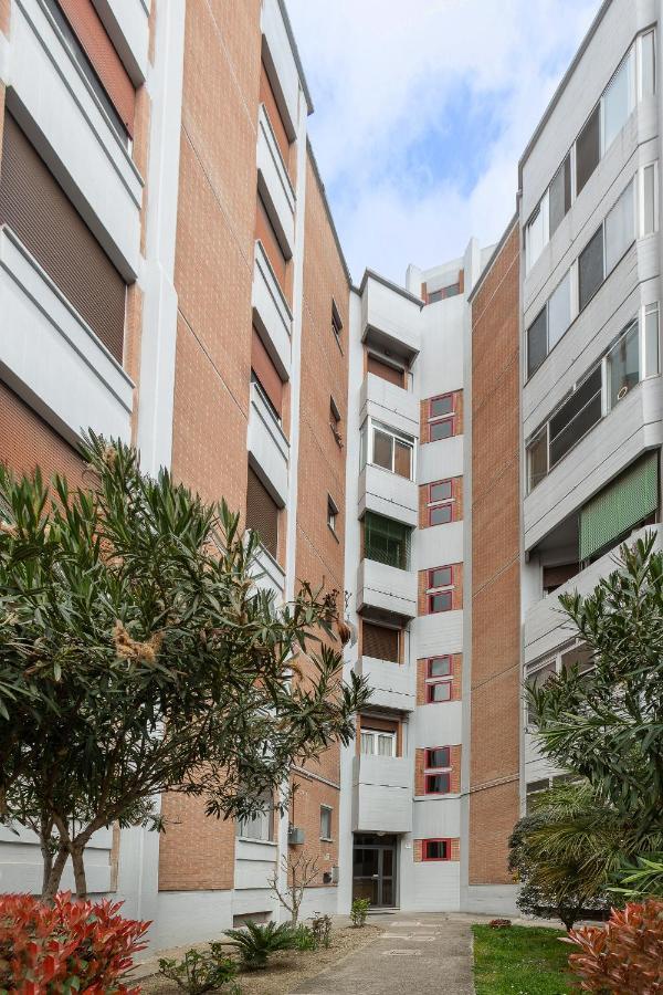 Apartment Luminoso Con Terrazzo Vicino All'universita'